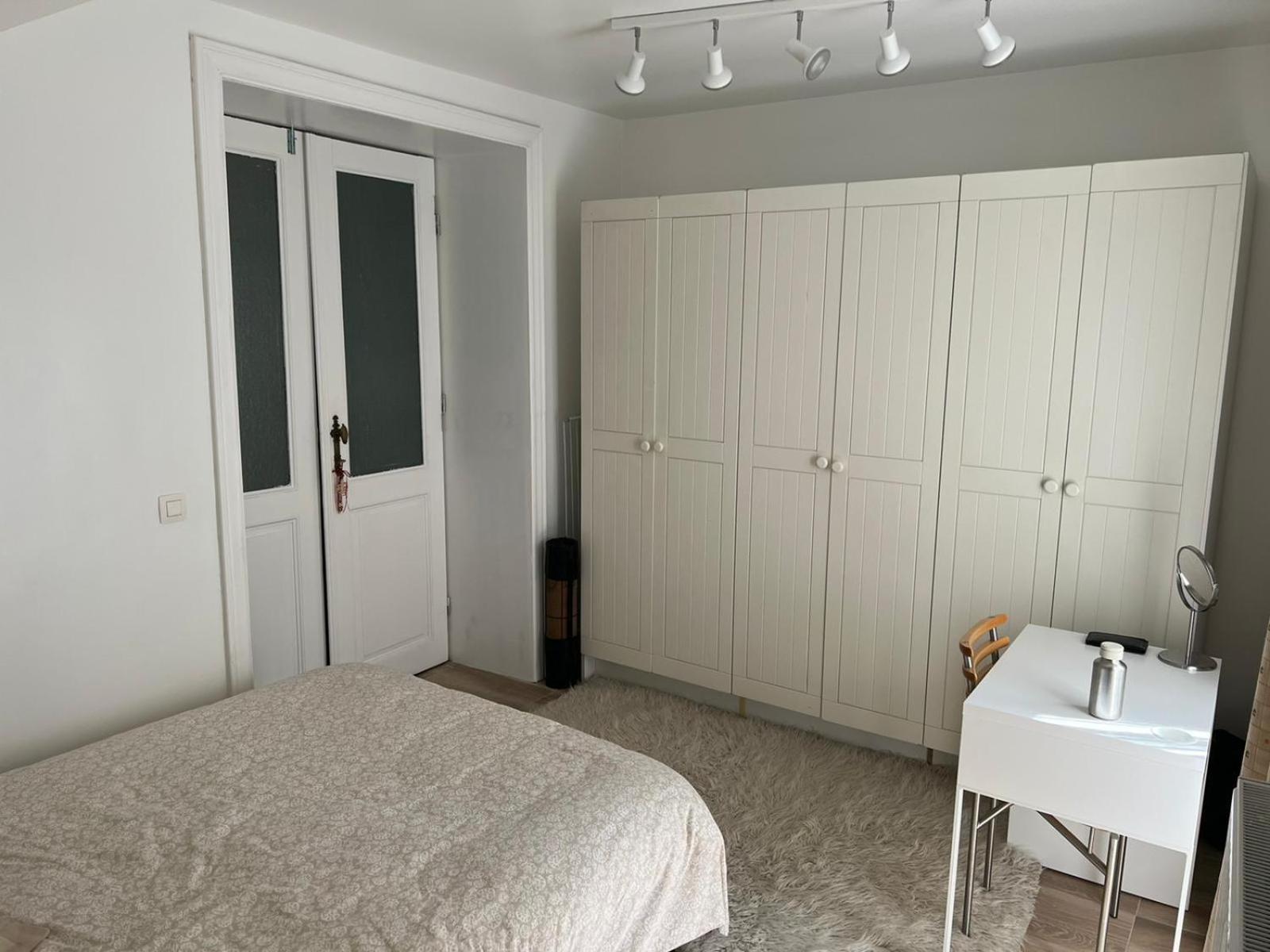In Maison De Metre In Etterbeek Appartement *